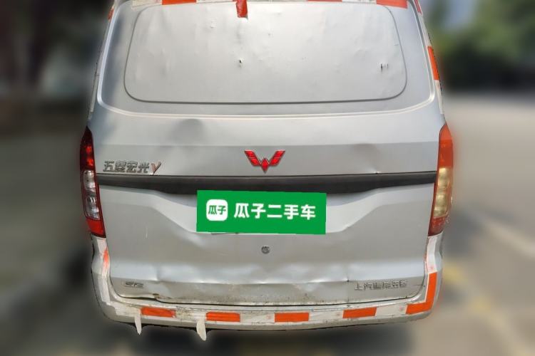 Used Wuling Hongguang V 2019 1.5L Jingqu Edition Sealed-Window Vehicle China VI LAR Rear