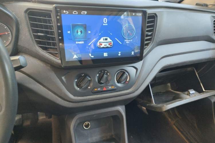 Used Wuling Hongguang V 2019 1.5L Standard Version L2B Audio And AC Panel