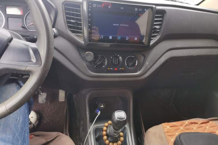 Used Wuling Hongguang V 2019 1.5L Jingqu Version China VI LAR Audio And AC Panel