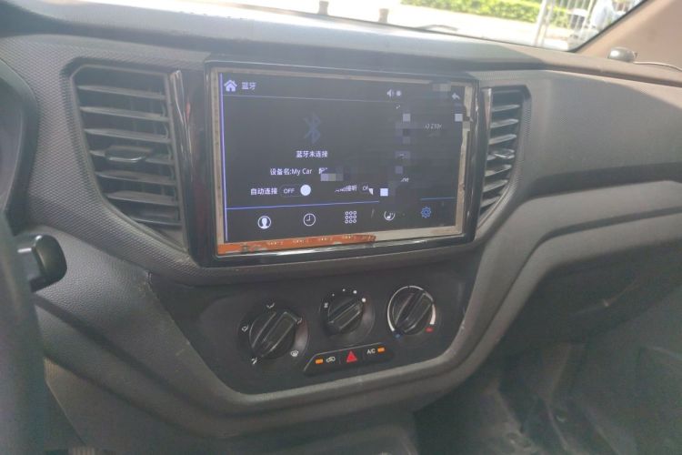 Used Wuling Hongguang V 2019 1.5L Standard Version China VI LAR Audio And AC Panel