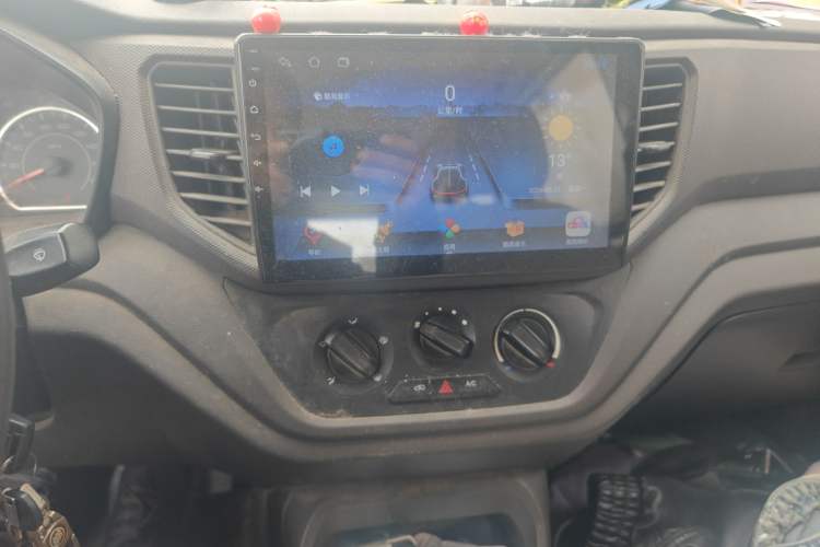 Used Wuling Hongguang V 2019 1.5L Jingqu Version China VI LAR Audio And AC Panel