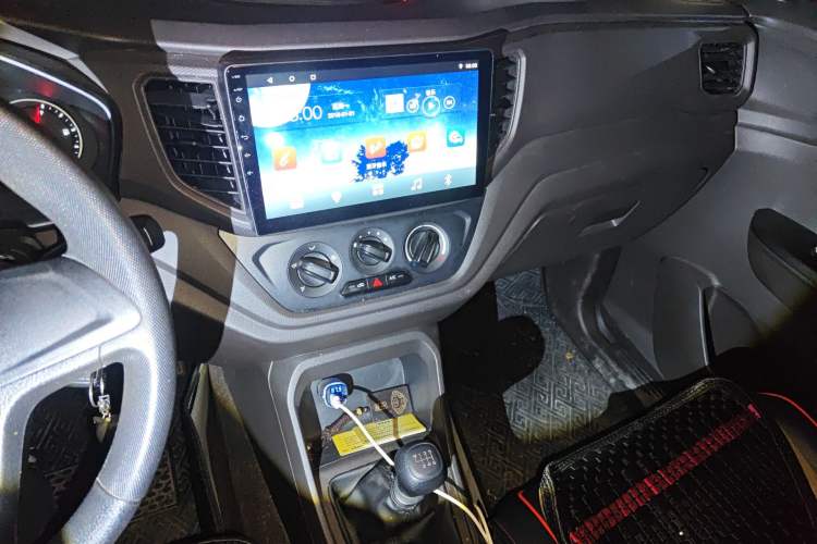 Used Wuling Hongguang V 2019 1.5L Enjoyment Version China VI LAR Audio And AC Panel