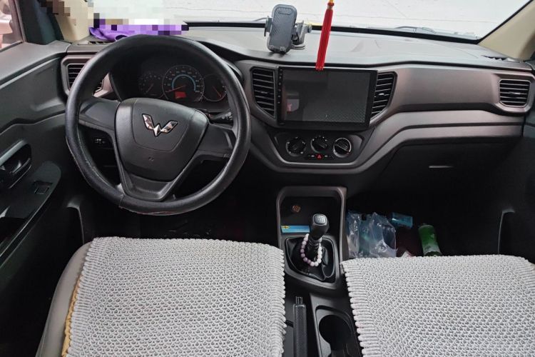 Used Wuling Hongguang V 2019 1.5L Jingqu Version China VI LAR Center Console