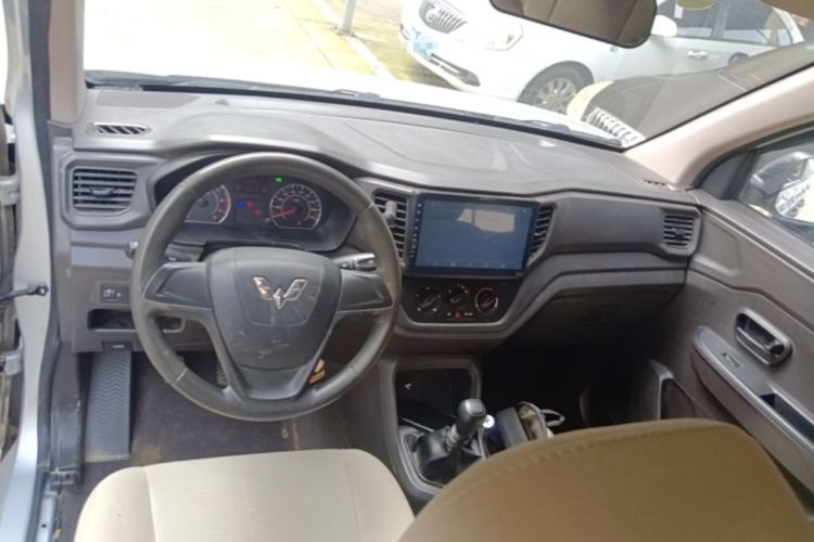 Used Wuling Hongguang V 2019 1.5L Jingqu Version China VI LAR Center Console