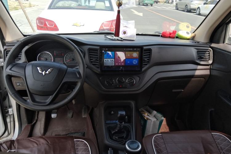 Used Wuling Hongguang V 2019 1.5L Jingqu Version China VI LAR Center Console