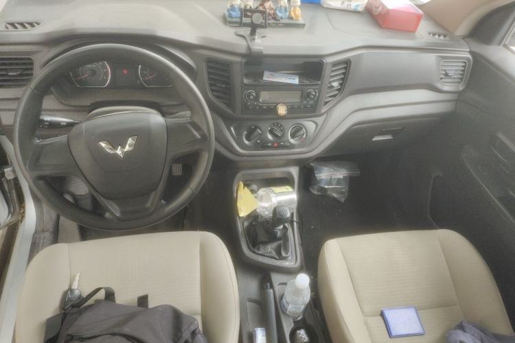 Used Wuling Hongguang V 2019 1.5L Enjoyment Version China VI LAR Center Console