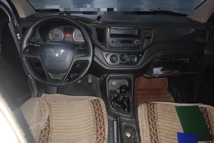 Used Wuling Hongguang V 2019 1.5L Jingqu Version China VI LAR Center Console