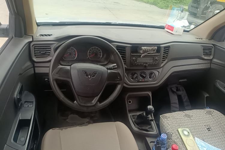 Used Wuling Hongguang V 2019 1.5L Jingqu Version China VI LAR Center Console