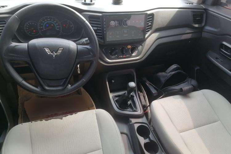 Used Wuling Hongguang V 2019 1.5L Enjoyment Version China VI LAR Center Console