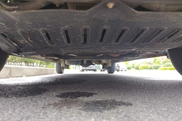 Used Wuling Hongguang V 2019 1.5L Jingqu Version China VI LAR Chassis Front