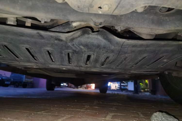 Used Wuling Hongguang V 2019 1.5L Jingqu Edition Sealed-Window Vehicle China VI LAR Chassis Front