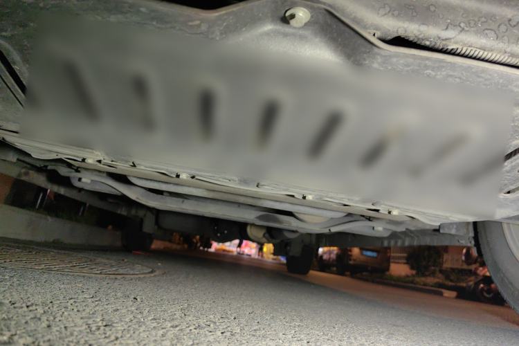 Used Wuling Hongguang V 2019 1.5L Enjoyment Version China VI LAR Chassis Front