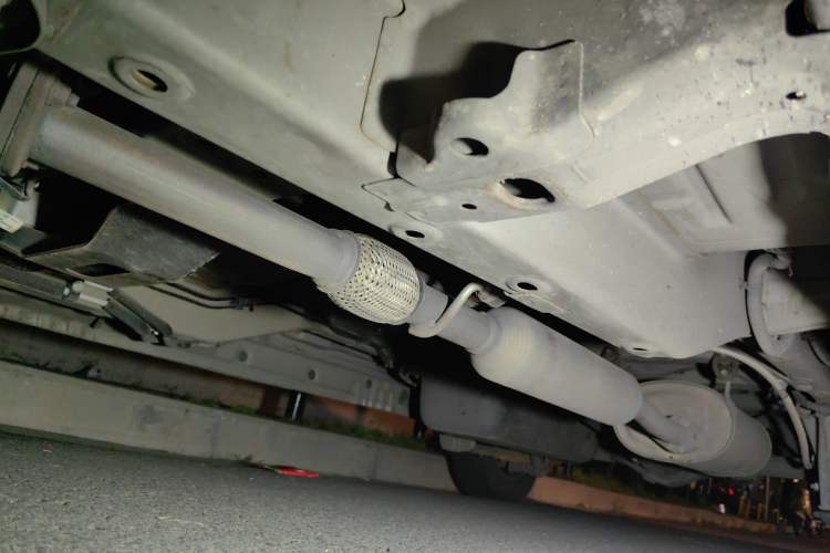 Used Wuling Hongguang V 2019 1.5L Enjoyment Version China VI LAR Chassis Front Left