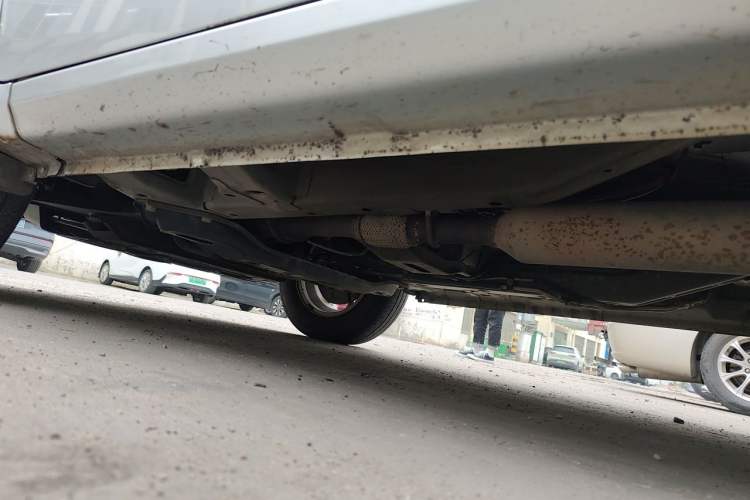 Used Wuling Hongguang V 2019 1.5L Enjoyment Version China VI LAR Chassis Front Left