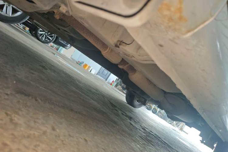 Used Wuling Hongguang V 2019 1.5L Enjoyment Version China VI LAR Chassis Front Left