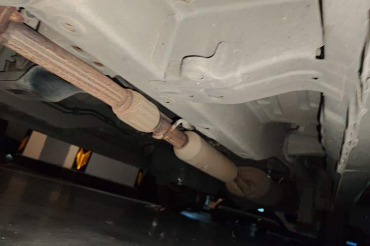 Used Wuling Hongguang V 2019 1.5L Jingqu Version China VI LAR Chassis Front Left