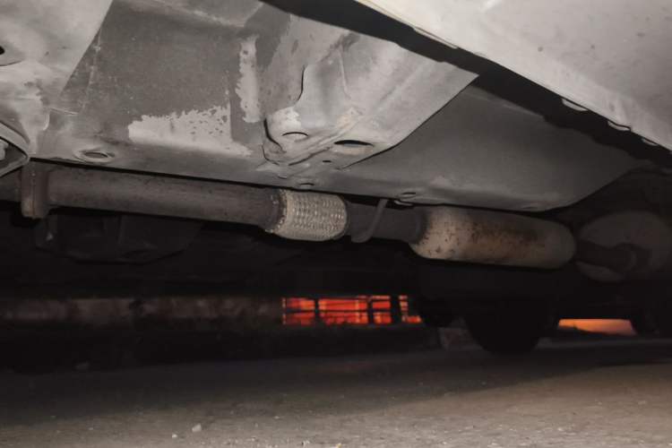 Used Wuling Hongguang V 2019 1.5L Jingqu Version China VI LAR Chassis Front Left