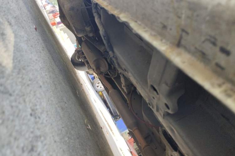Used Wuling Hongguang V 2019 1.5L Standard Version L2B Chassis Front Right