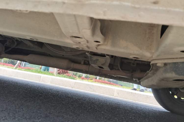 Used Wuling Hongguang V 2019 1.5L Jingqu Version China VI LAR Chassis Front Right