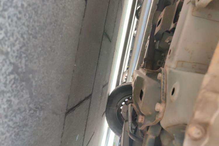 Used Wuling Hongguang V 2019 1.5L Jingqu Version China VI LAR Chassis Front Right