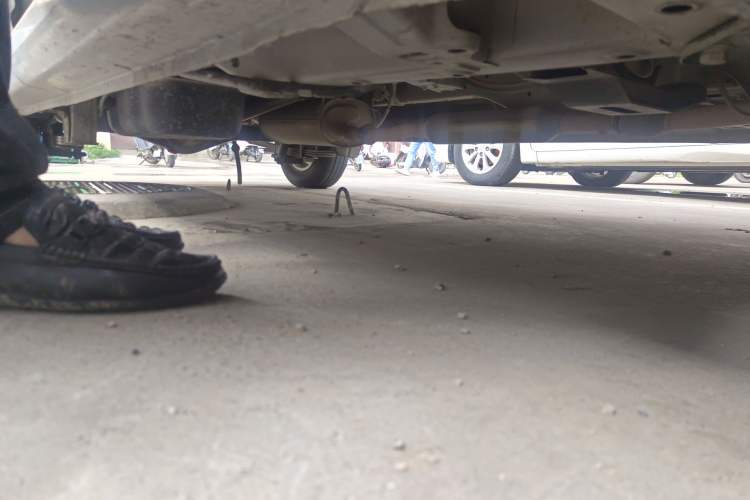 Used Wuling Hongguang V 2019 1.5L Enjoyment Version China VI LAR Chassis Front Right