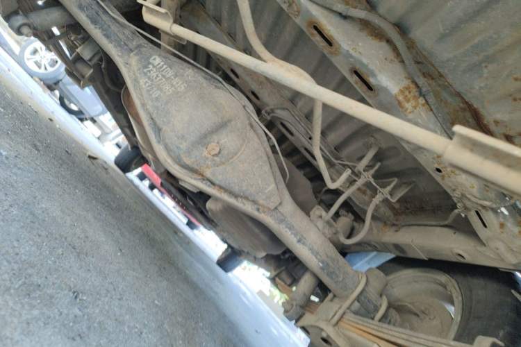 Used Wuling Hongguang V 2019 1.5L Standard Version L2B Chassis Rear