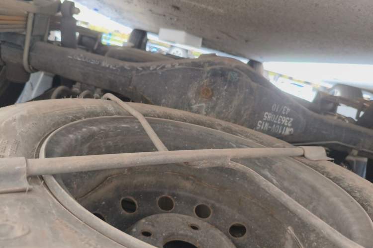 Used Wuling Hongguang V 2019 1.5L Standard Version L2B Chassis Rear