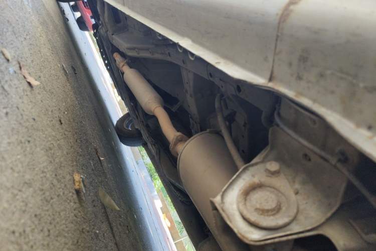 Used Wuling Hongguang V 2019 1.5L Standard Version L2B Chassis Rear Left