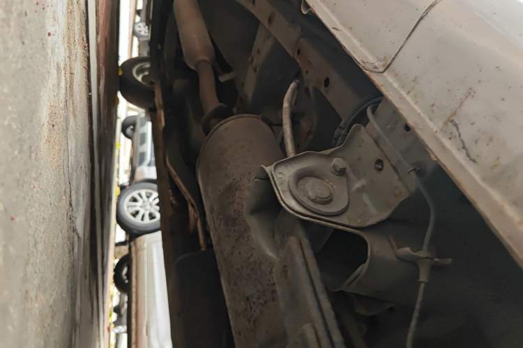 Used Wuling Hongguang V 2019 1.5L Jingqu Version China VI LAR Chassis Rear Left