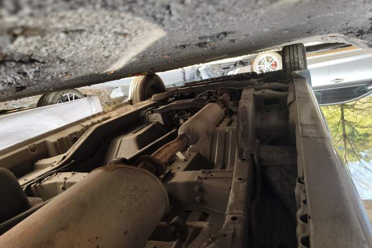 Used Wuling Hongguang V 2019 1.5L Jingqu Edition Sealed-Window Vehicle China VI LAR Chassis Rear Left