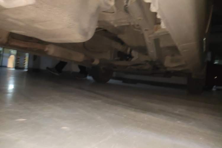 Used Wuling Hongguang V 2019 1.5L Jingqu Version China VI LAR Chassis Rear Right
