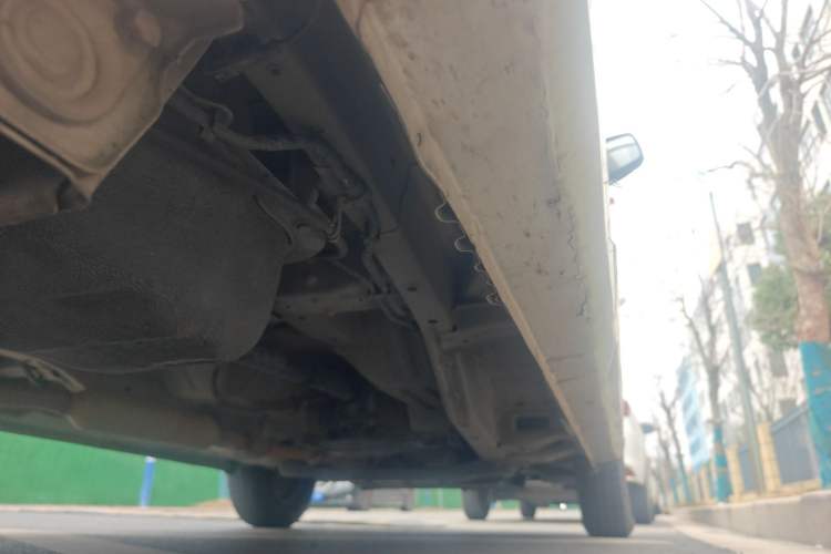 Used Wuling Hongguang V 2019 1.5L Jingqu Version China VI LAR Chassis Rear Right