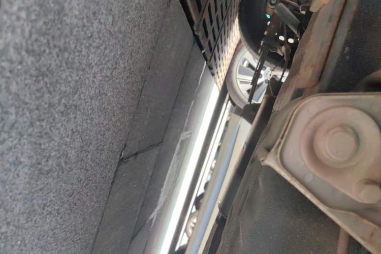 Used Wuling Hongguang V 2019 1.5L Jingqu Version China VI LAR Chassis Rear Right