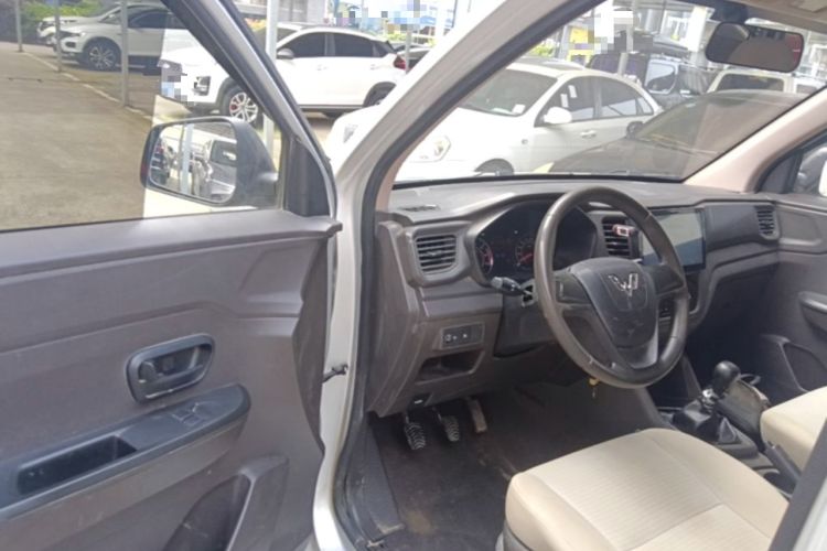 Used Wuling Hongguang V 2019 1.5L Jingqu Version China VI LAR Driver Seat