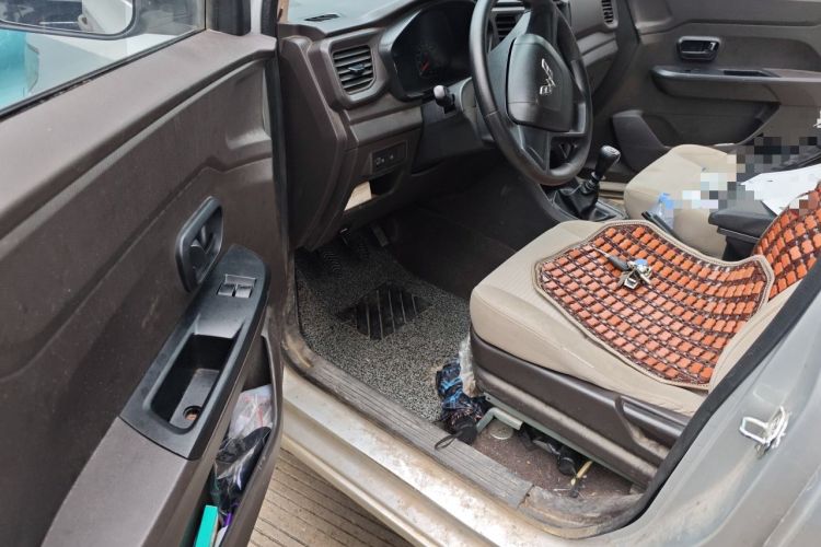 Used Wuling Hongguang V 2019 1.5L Base Version China VI LAR Driver Seat