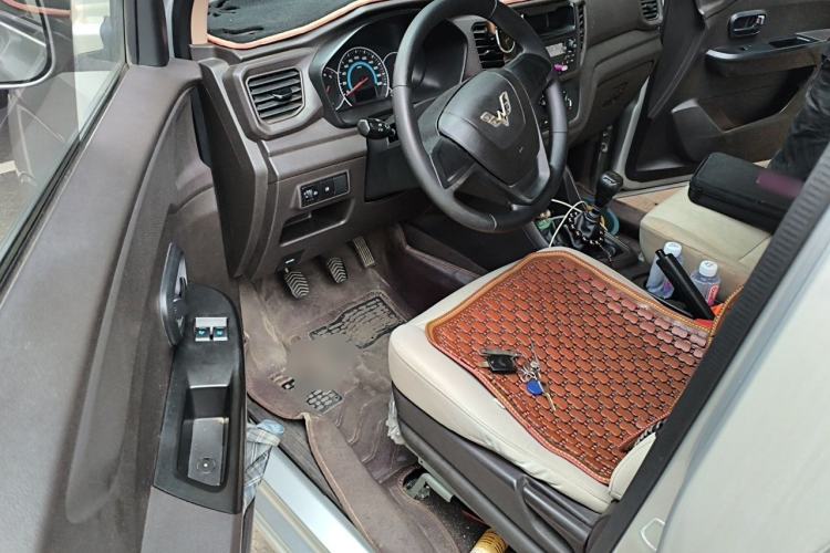 Used Wuling Hongguang V 2019 1.5L Enjoyment Version China VI LAR Driver Seat