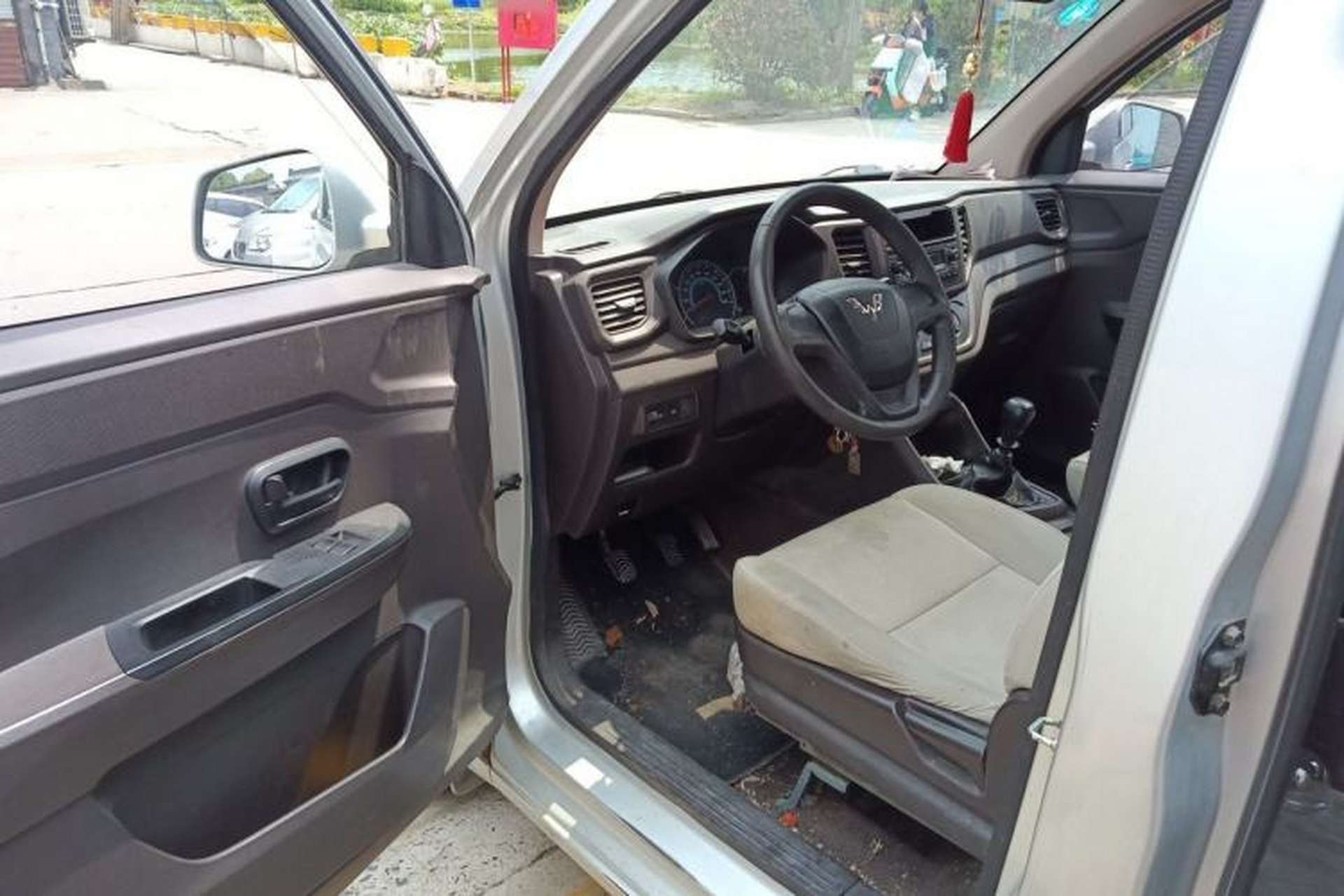 Used Wuling Hongguang V 2019 1.5L Enjoyment Version China VI LAR Driver Seat