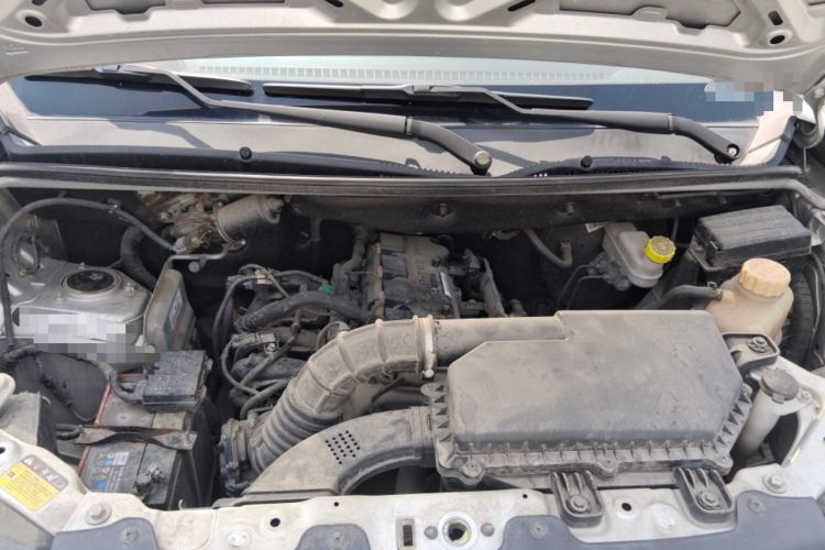 Used Wuling Hongguang V 2019 1.5L Jingqu Version China VI LAR Engine Bay