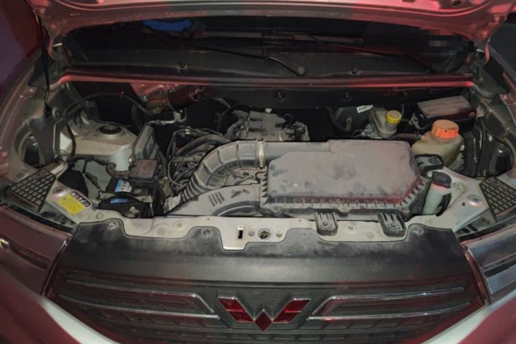 Used Wuling Hongguang V 2019 1.5L Enjoyment Version China VI LAR Engine Bay