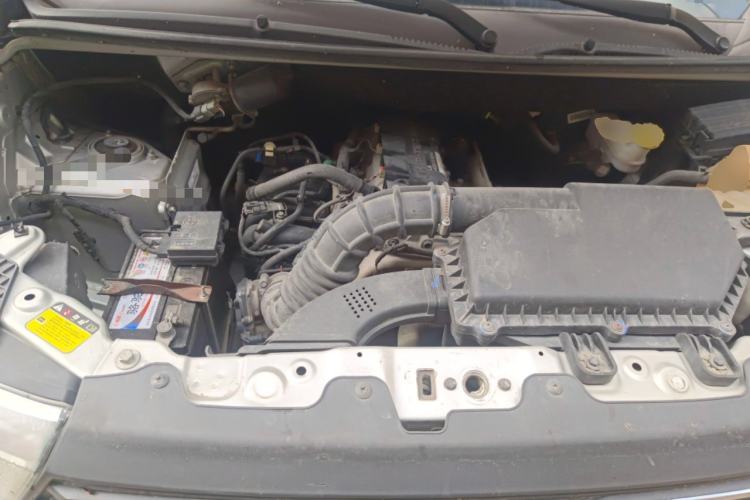 Used Wuling Hongguang V 2019 1.5L Enjoyment Version China VI LAR Engine Bay