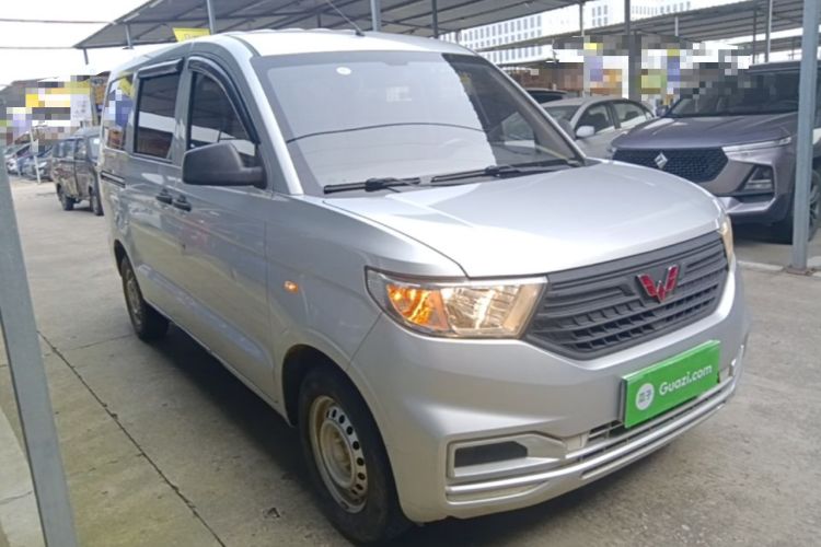 Used Wuling Hongguang V 2019 1.5L Jingqu Version China VI LAR Exterior 1