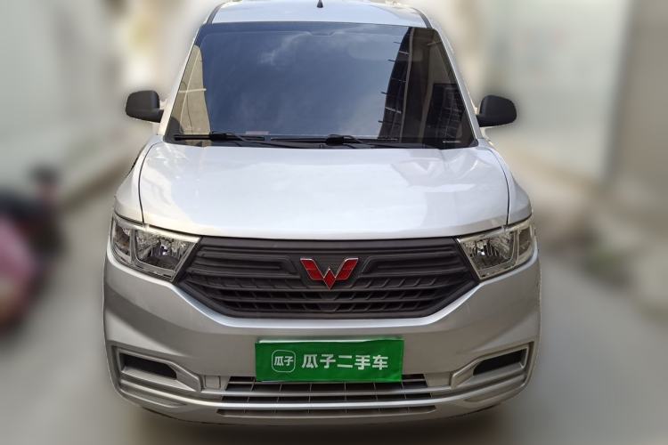 Used Wuling Hongguang V 2019 1.5L Base Version China VI LAR Exterior 1