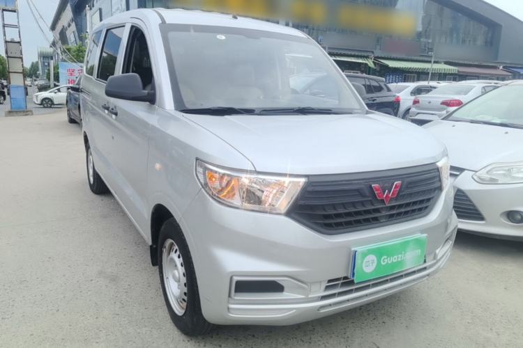 Used Wuling Hongguang V 2019 1.5L Base Version China VI LAR Exterior 1