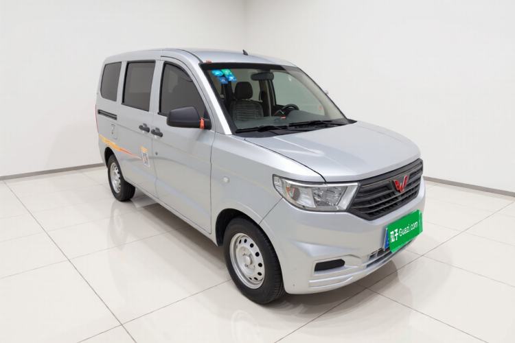 Used Wuling Hongguang V 2019 1.5L Standard Version China VI LAR Exterior 2