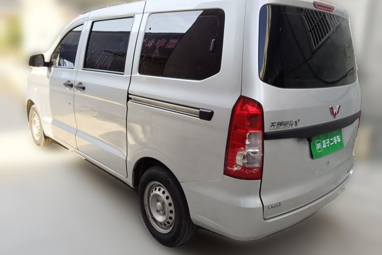 Used Wuling Hongguang V 2019 1.5L Base Version China VI LAR Exterior 3