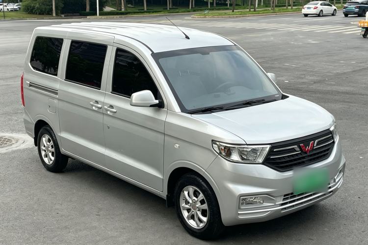 Used Wuling Hongguang V 2019 1.5L Enjoyment Version China VI LAR Exterior 3