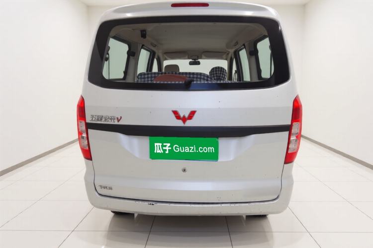 Used Wuling Hongguang V 2019 1.5L Standard Version China VI LAR Exterior 4