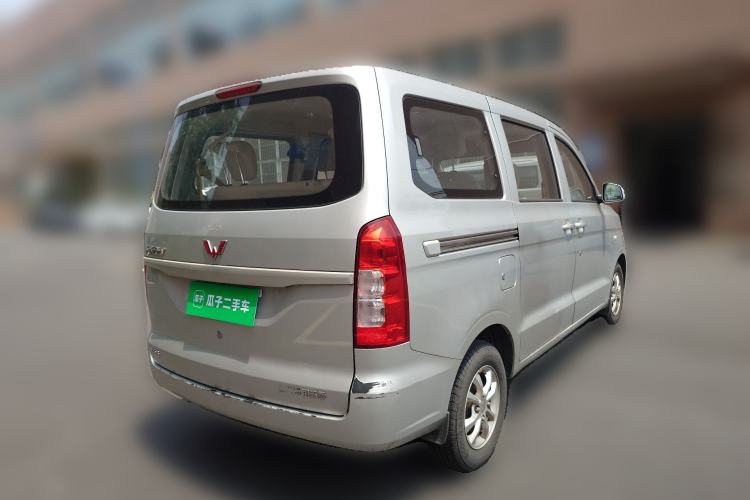 Used Wuling Hongguang V 2019 1.5L Standard Version China VI LAR Exterior 5