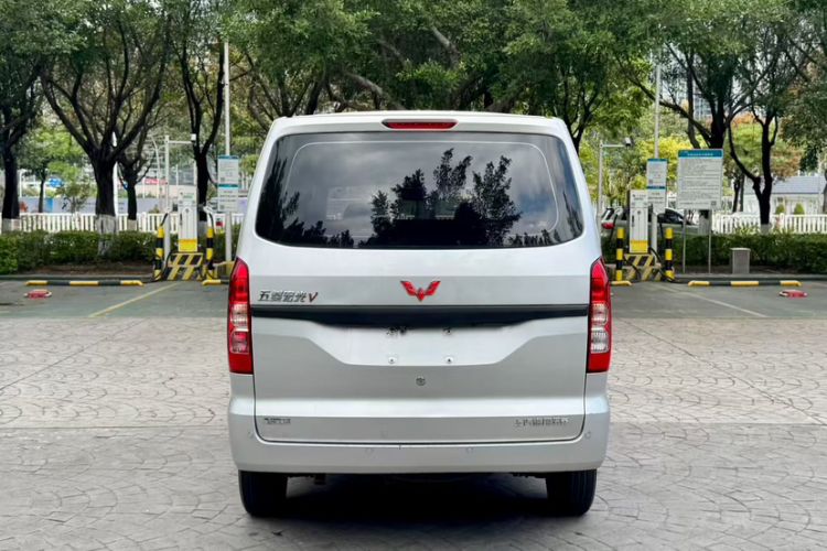 Used Wuling Hongguang V 2019 1.5L Jingqu Version China VI LAR Exterior 5