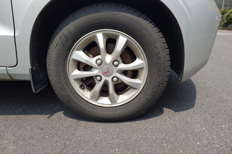 Used Wuling Hongguang V 2019 1.5L Standard Version China VI LAR Exterior 7